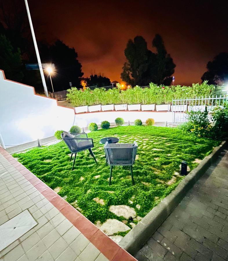 The Mule Apartment Матера Екстериор снимка