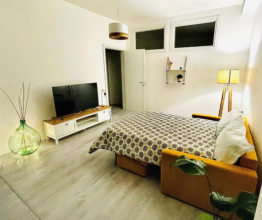 The Mule Apartment Матера Екстериор снимка